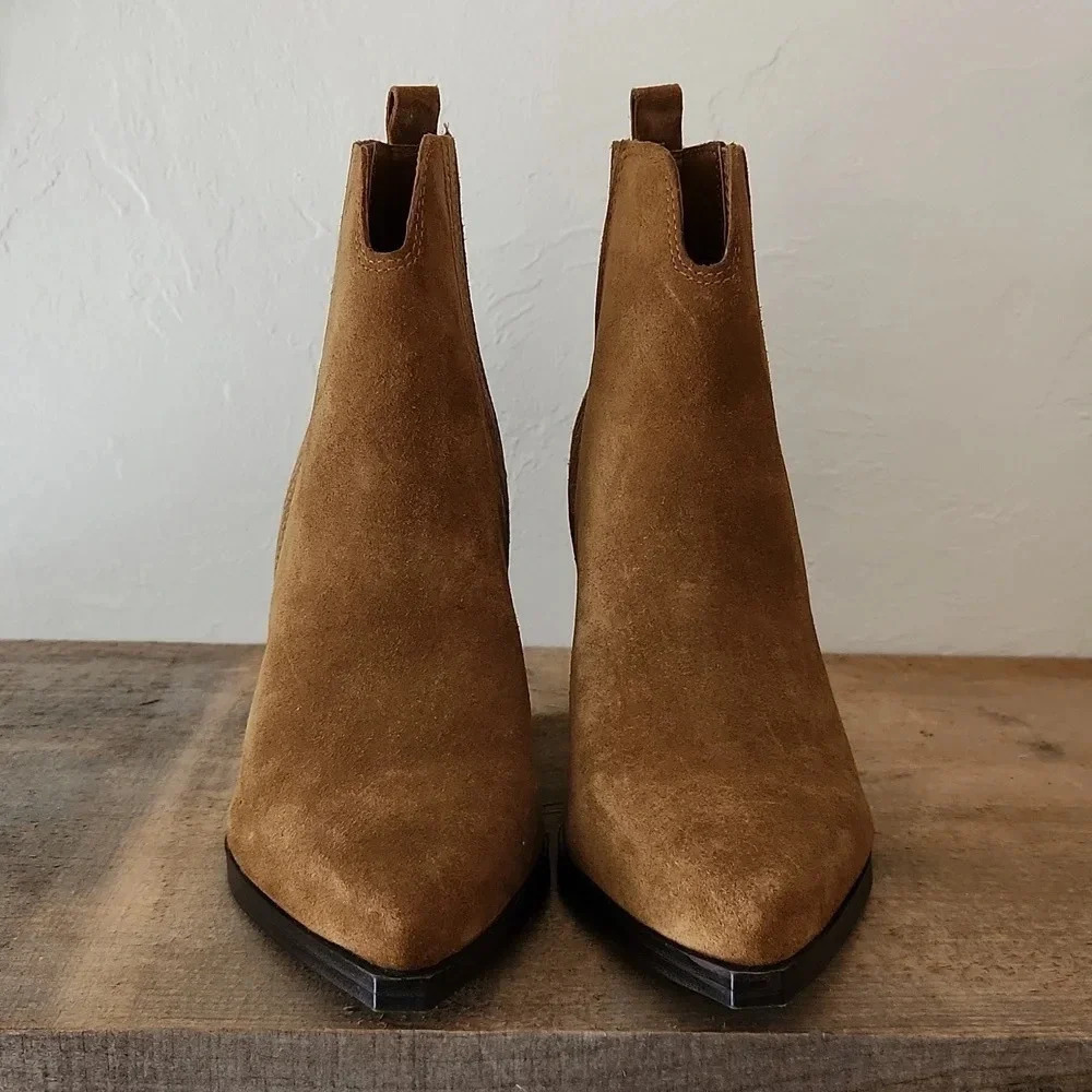 NWT || MARC FISHER || suede booties - Picture 2 of 6